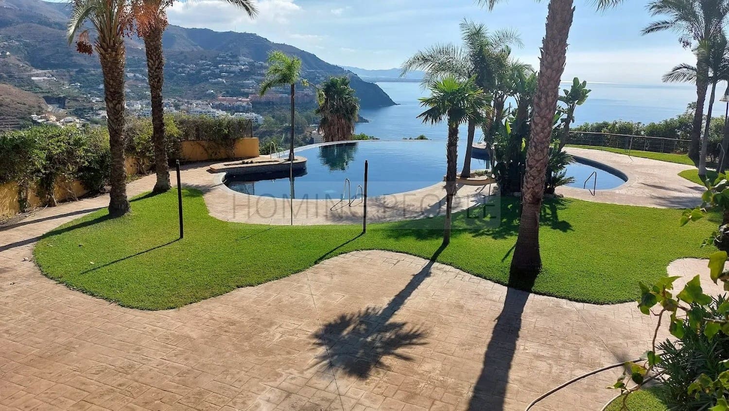 2 quarto Apartamento para arrendar em Almunecar com piscina garagem - 1 200 € (Ref: 9451983)