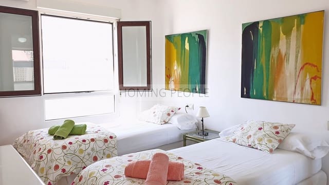 Penthouse de 3 chambres à louer à La Herradura, Almuñécar avec garage - 1 500 € (Ref: 9455946)