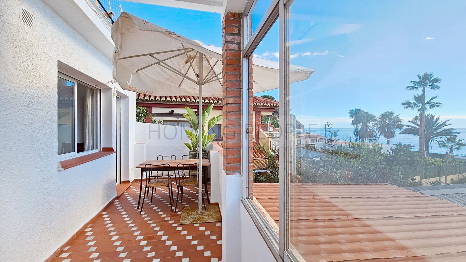 Apartamento de 2 habitaciones en Almuñécar en alquiler - 900 € (Ref: 9540887)