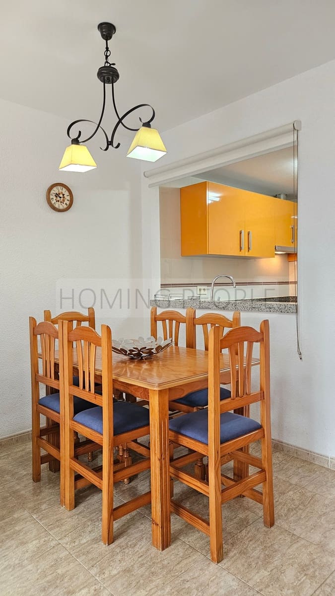 2 bedroom Beach Apartment for rent in La Herradura - € 800 (Ref: 9561379)