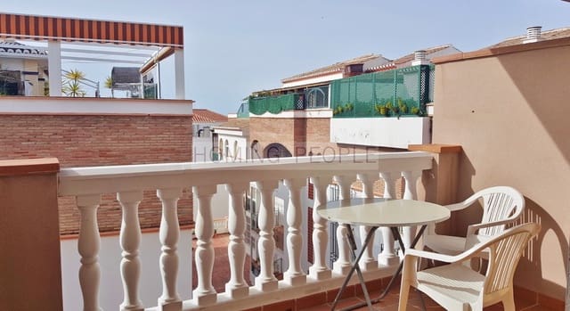 2 soveværelse Strandlejlighed til leje i La Herradura, Almuñécar - € 800 (Ref: 9561379)