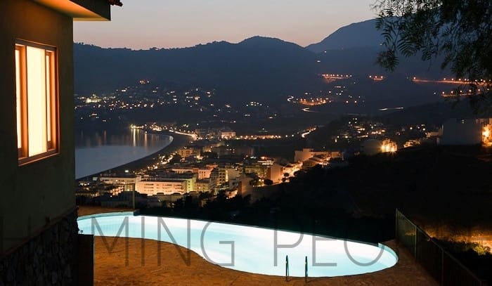 5 bedroom Villa for rent in La Herradura with pool - € 5,000 (Ref: 9719684)