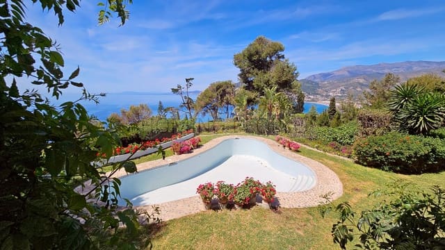 4 slaapkamer Villa te huur in La Herradura, Almuñécar met zwembad garage - € 3.500 (Ref: 9719685)