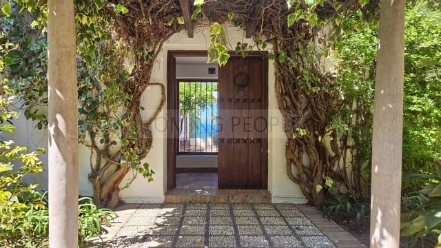 4 slaapkamer Villa te huur in La Herradura, Almuñécar met zwembad garage - € 3.500 (Ref: 9719685)