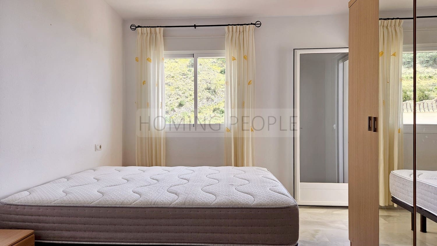 2 makuuhuone Rivitalo vuokrattavana paikassa Cotobro mukana uima-altaan 
autotalli - 900 € (Ref: 9761745)