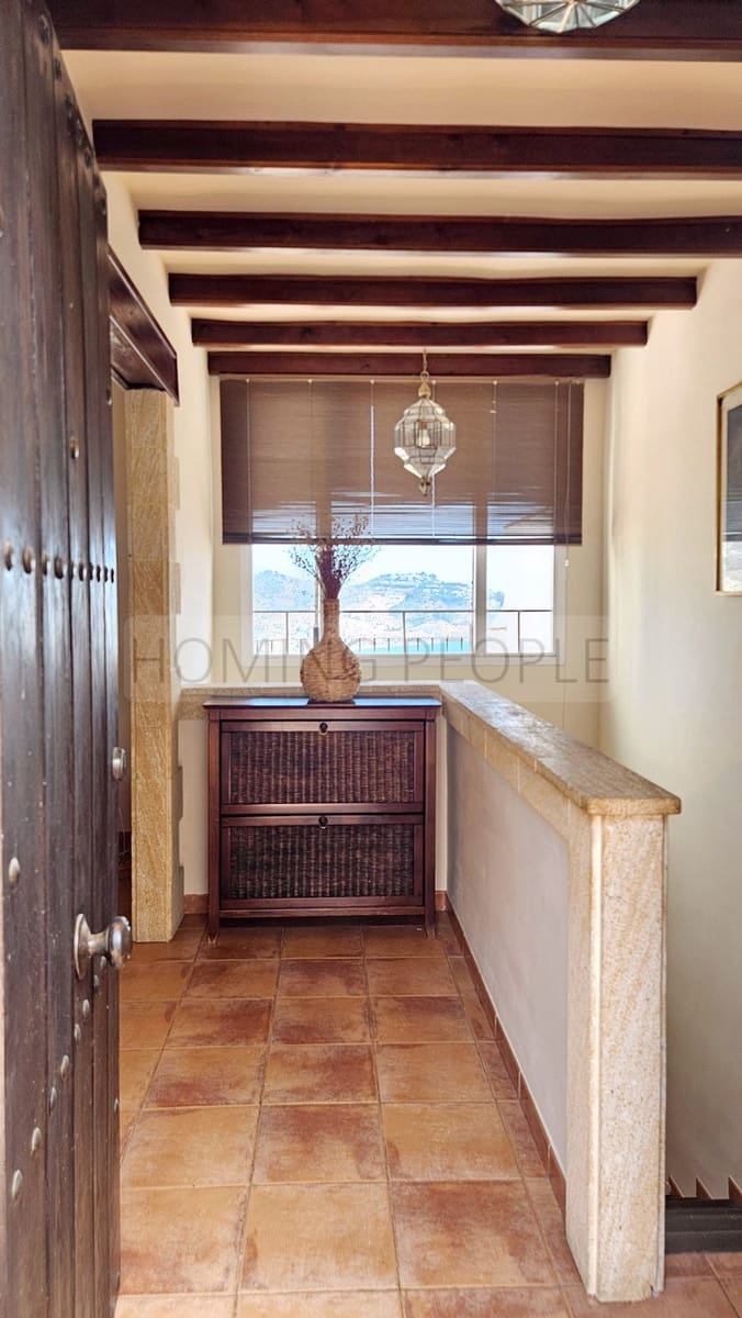 4 makuuhuone Rivitalo vuokrattavana paikassa La Herradura mukana 
autotalli - 1 500 € (Ref: 9770333)