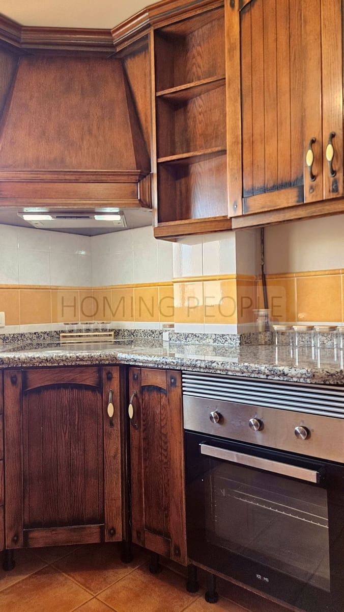 4 makuuhuone Rivitalo vuokrattavana paikassa La Herradura mukana 
autotalli - 1 500 € (Ref: 9770333)