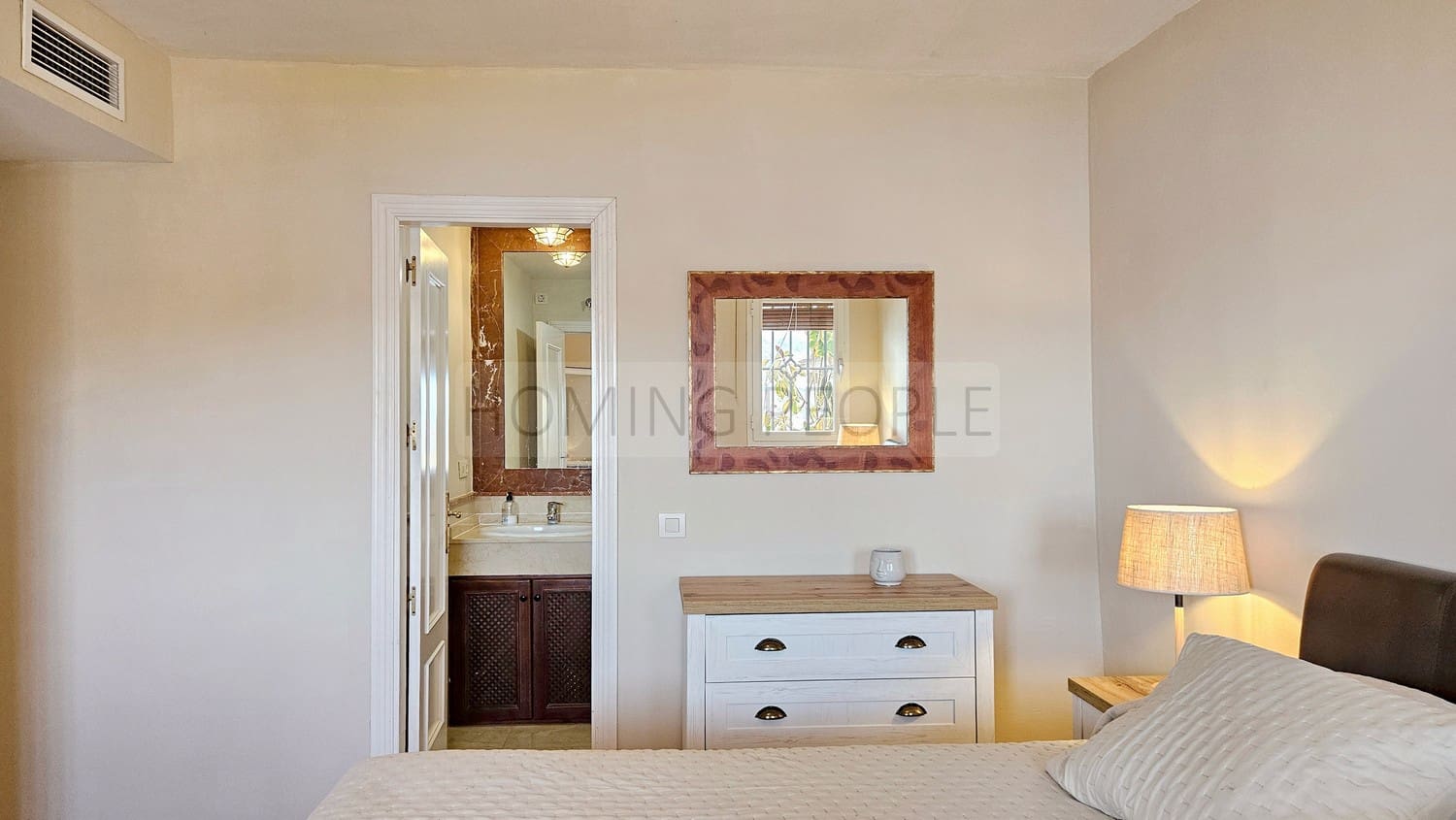 4 makuuhuone Rivitalo vuokrattavana paikassa La Herradura mukana 
autotalli - 1 500 € (Ref: 9770333)