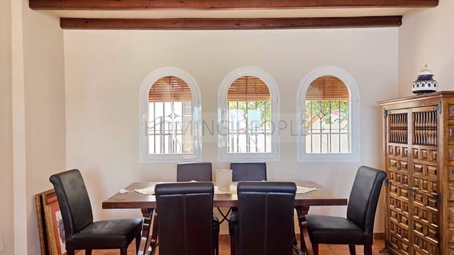 4 makuuhuone Rivitalo vuokrattavana paikassa La Herradura, Almuñécar mukana 
autotalli - 1 500 € (Ref: 9770333)