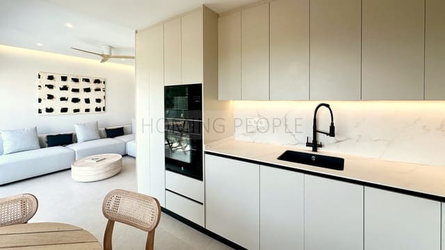 Casa de 2 habitaciones en Almuñécar en alquiler con piscina garaje - 2.000 € (Ref: 9780217)