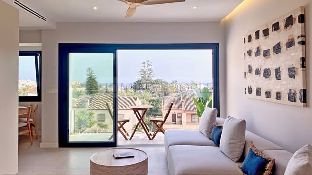 Casa de 2 habitaciones en Almuñécar en alquiler con piscina garaje - 2.000 € (Ref: 9780217)