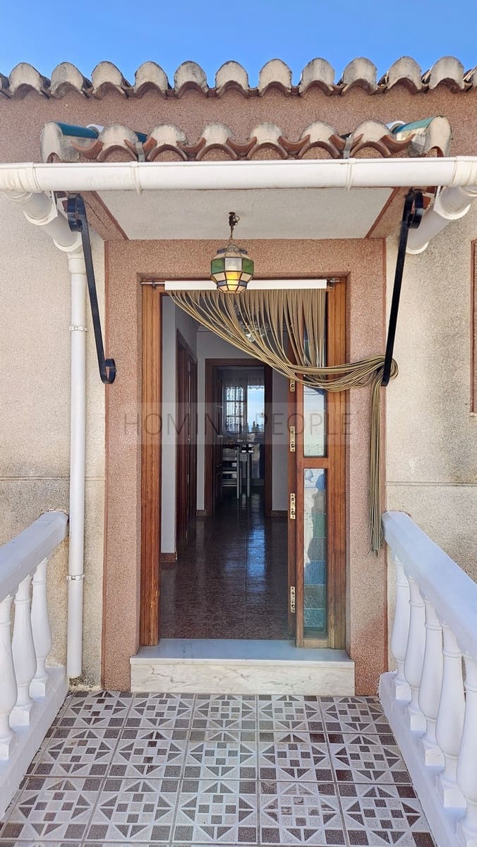 4 bedroom Finca/Country House for rent in La Herradura with pool garage - € 3,500 (Ref: 9780218)