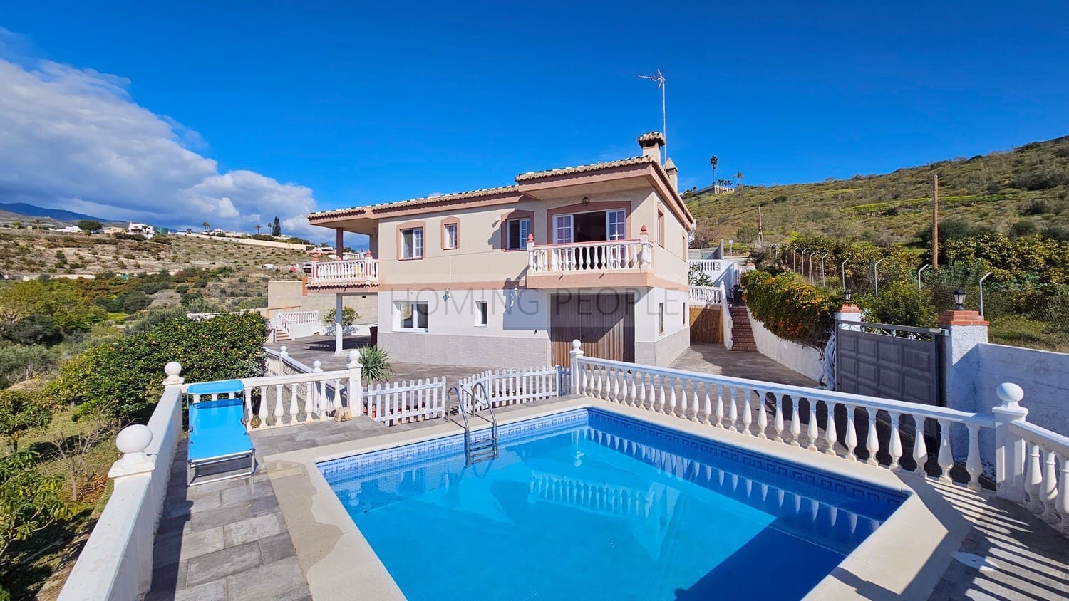 4 bedroom Finca/Country House for rent in La Herradura with pool garage - € 3,500 (Ref: 9780218)