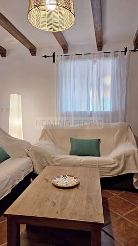 4 bedroom Villa for rent in Jete with pool garage - € 3,500 (Ref: 9780219)