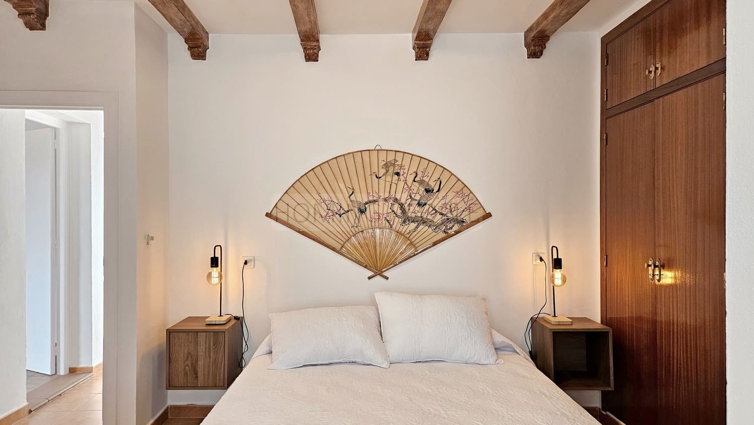 4 bedroom Villa for rent in Jete with pool garage - € 3,500 (Ref: 9780219)