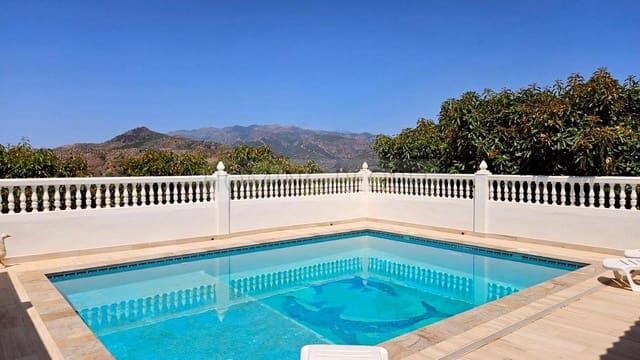 4 Zimmer Villa zu vermieten in Jete mit Pool Garage - 3.000 € (Ref: 9780219)
