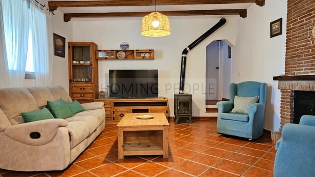 4 Zimmer Villa zu vermieten in Jete mit Pool Garage - 3.000 € (Ref: 9780219)