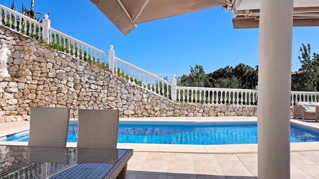 3 sypialnia Willa do wynajęcia w Las Lagunas de Mijas, Mijas z basenem garażem - 5 000 € (Ref: 9787024)