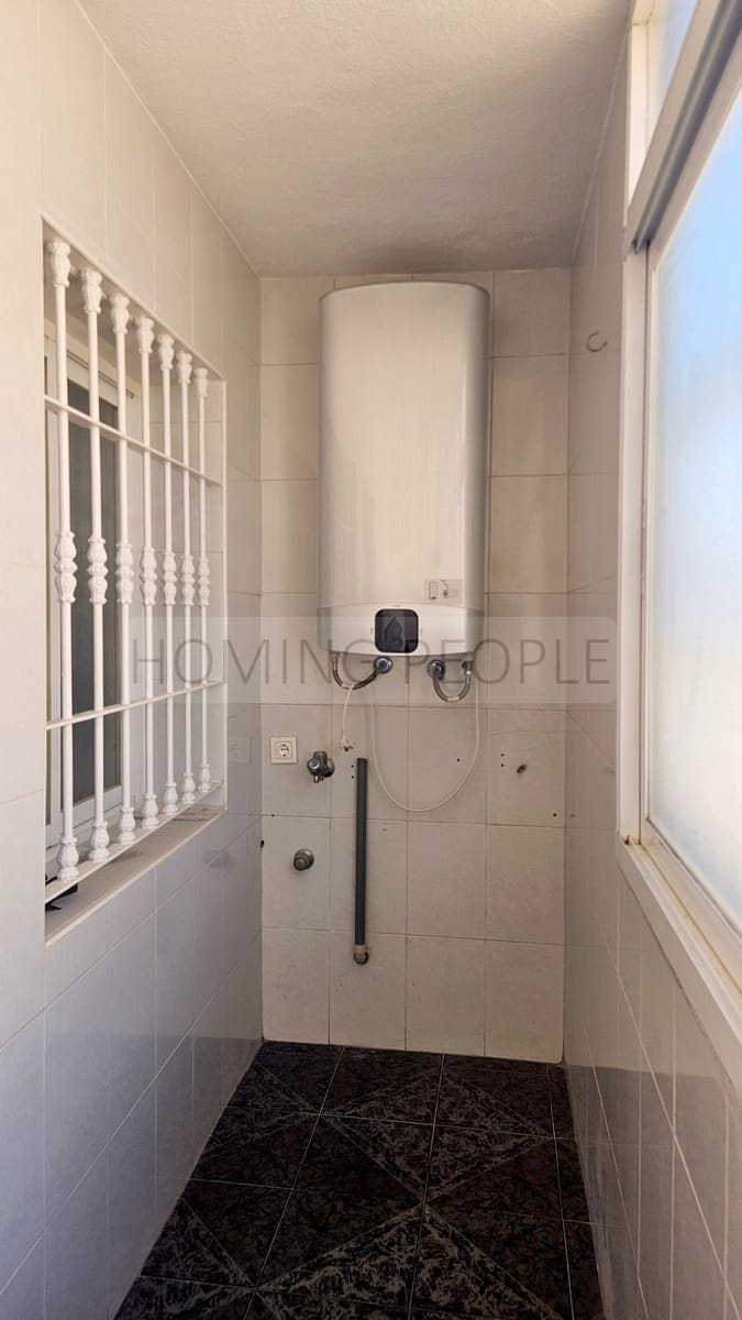 5 bedroom Villa for rent in Rincon de la Victoria with pool garage - € 3,500 (Ref: 9787025)