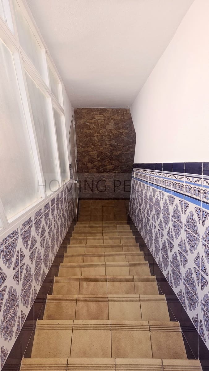 5 bedroom Villa for rent in Rincon de la Victoria with pool garage - € 3,500 (Ref: 9787025)