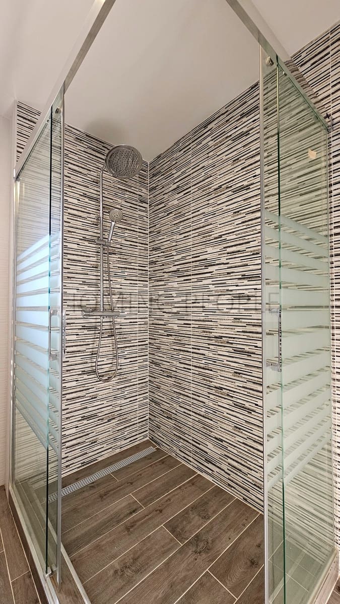 5 bedroom Villa for rent in Rincon de la Victoria with pool garage - € 3,500 (Ref: 9787025)