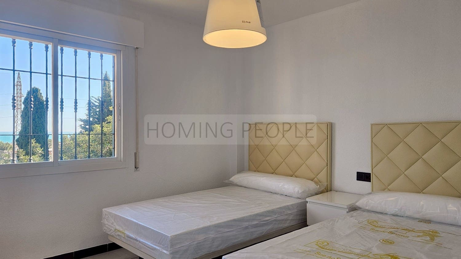 5 bedroom Villa for rent in Rincon de la Victoria with pool garage - € 3,500 (Ref: 9787025)