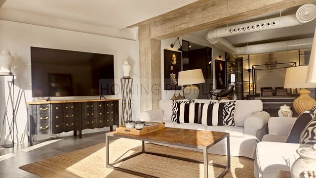 1 soverom Loft til leie i Centro Historico, Málaga by - € 2 700 (Ref: 9798917)