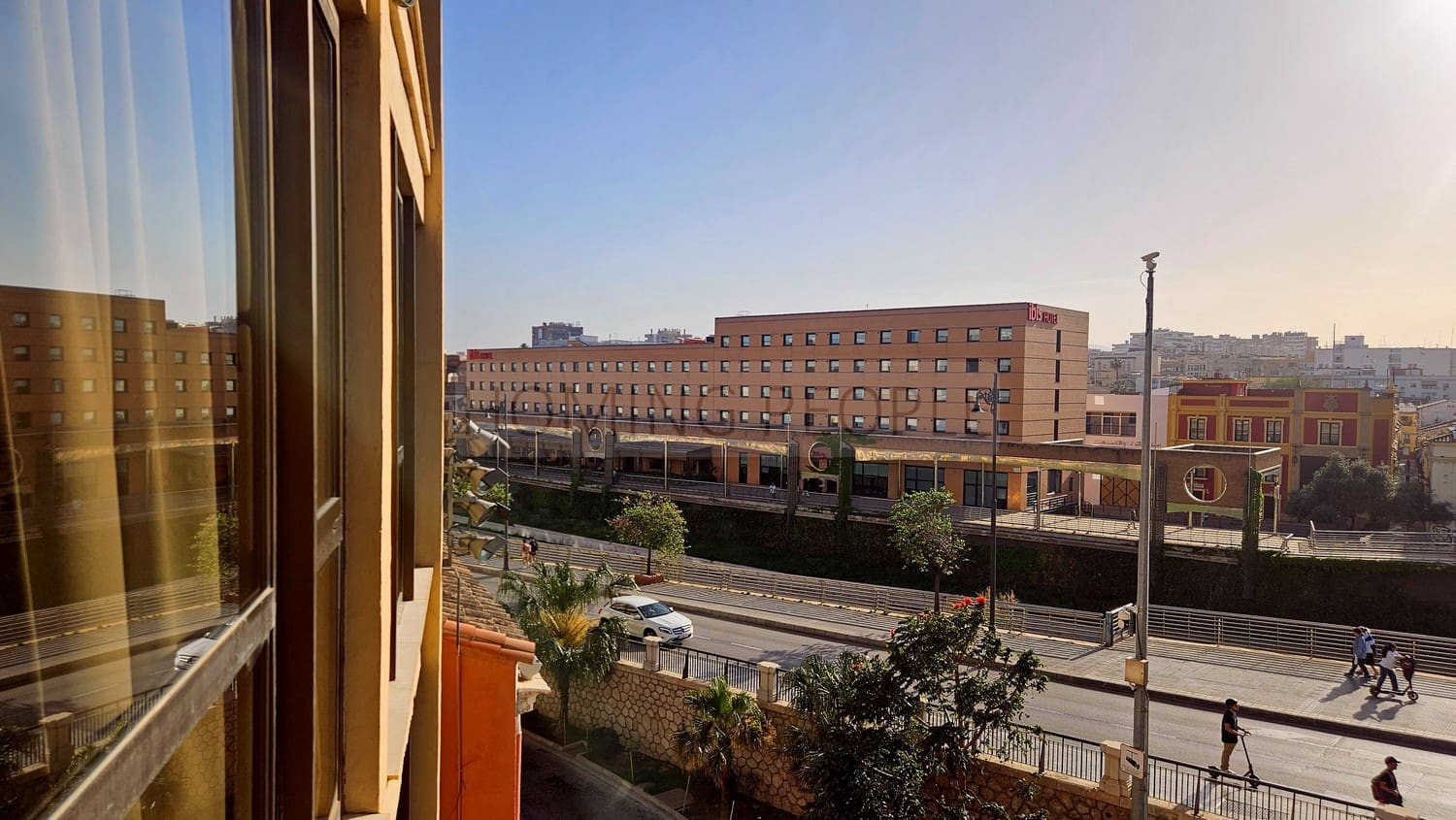 1 soverom Loft til leie i Malaga by - € 2 700 (Ref: 9798917)