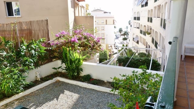 2 soveværelse Lejlighed til leje i La Herradura, Almuñécar - € 900 (Ref: 9807764)