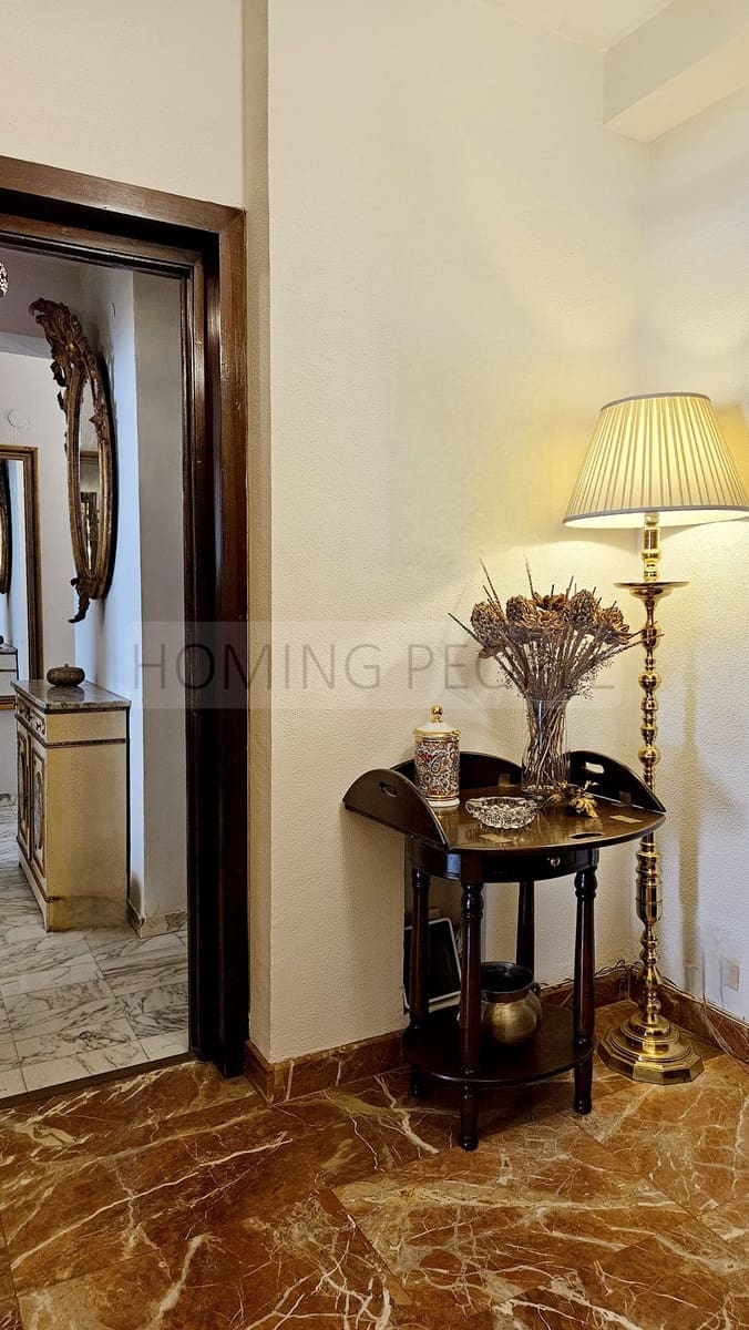 5 bedroom Flat for sale in Malaga city - € 1,244,000 (Ref: 9859607)
