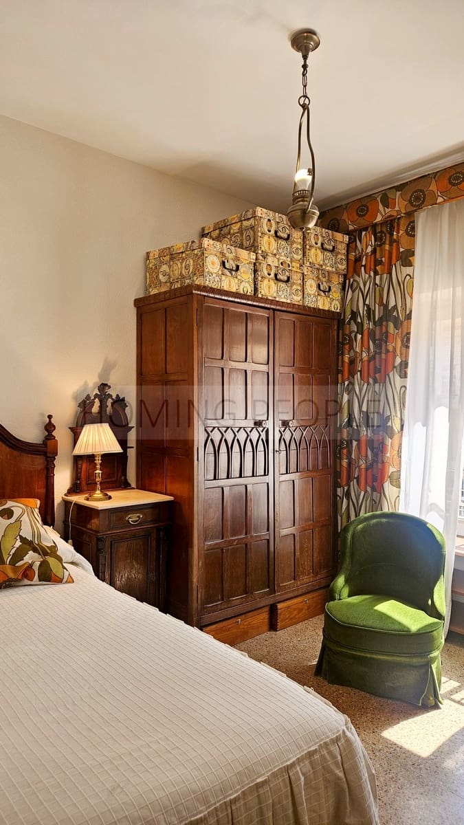 5 bedroom Flat for sale in Malaga city - € 1,244,000 (Ref: 9859607)