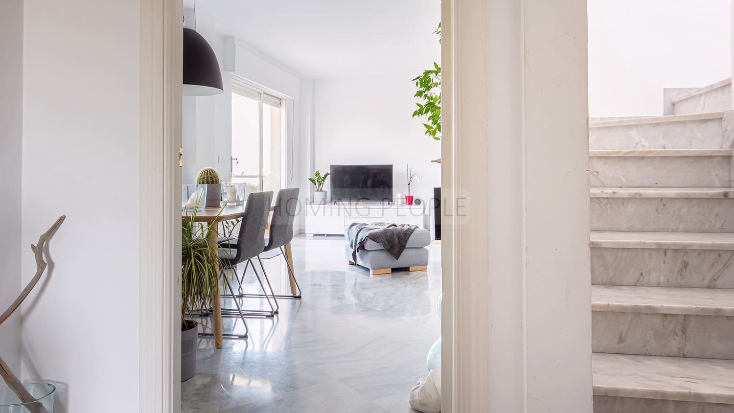 4 makuuhuone Kattohuoneisto vuokrattavana paikassa Almunecar mukana 
autotalli - 1 750 € (Ref: 9866677)