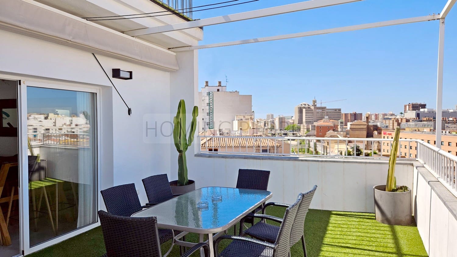 2 Zimmer Penthouse zu vermieten in Malaga Stadt - 3.300 € (Ref: 9877991)