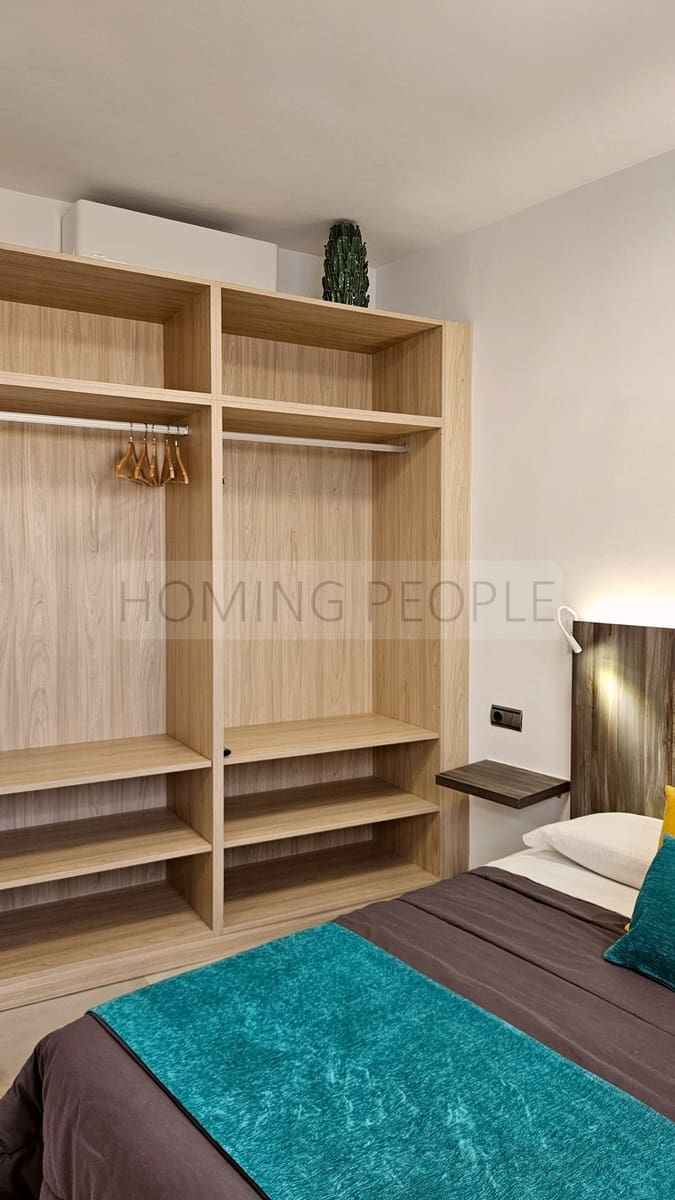 2 soverom Penthouse til leie i Malaga by - € 3 300 (Ref: 9877991)