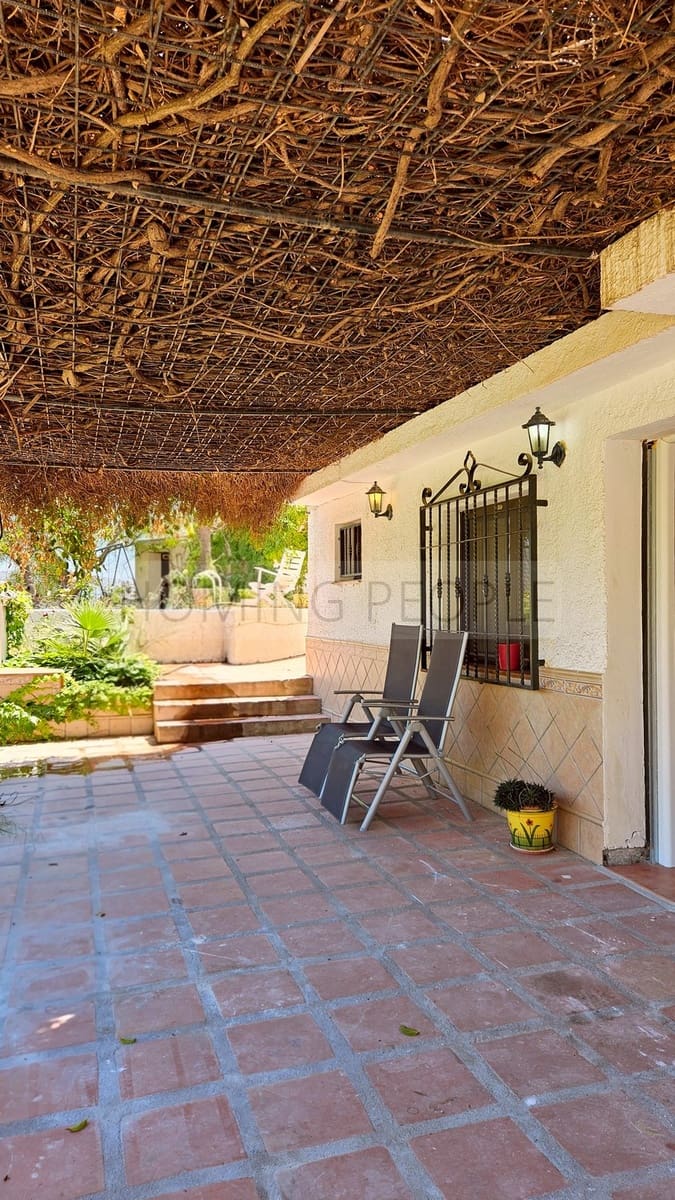 1 quarto Quinta/Casa Rural para arrendar em Almunecar com piscina - 1 200 € (Ref: 9926870)