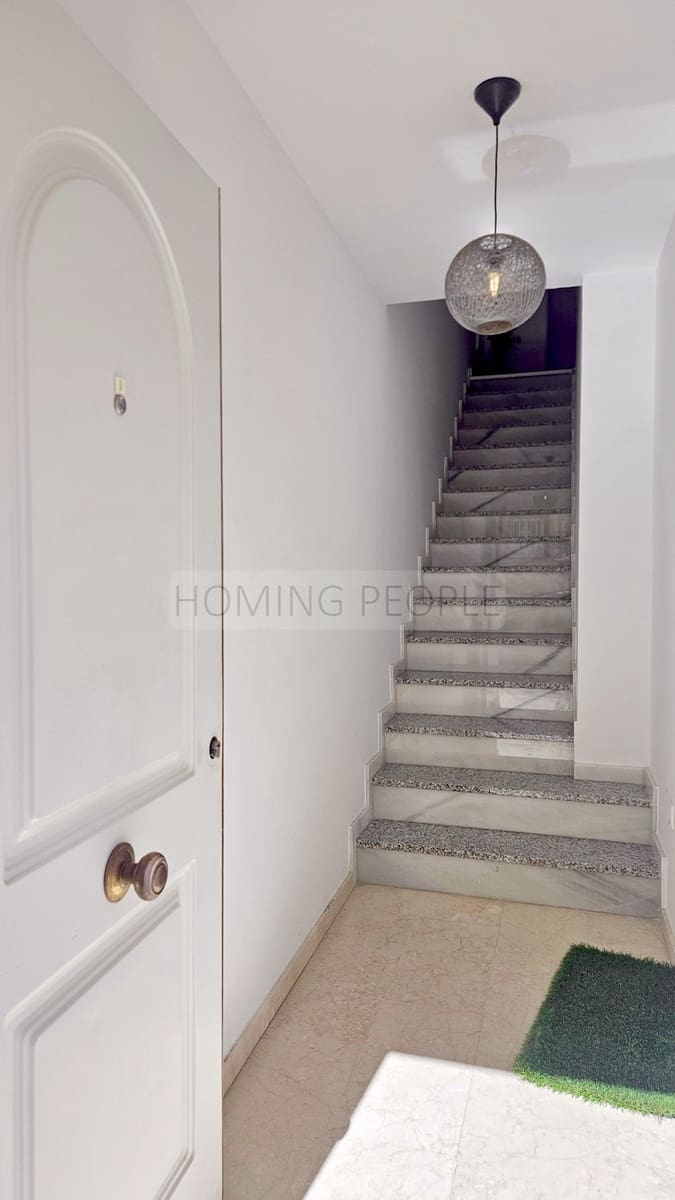 3 bedroom Terraced Villa for rent in Almunecar with garage - € 1,200 (Ref: 9928864)