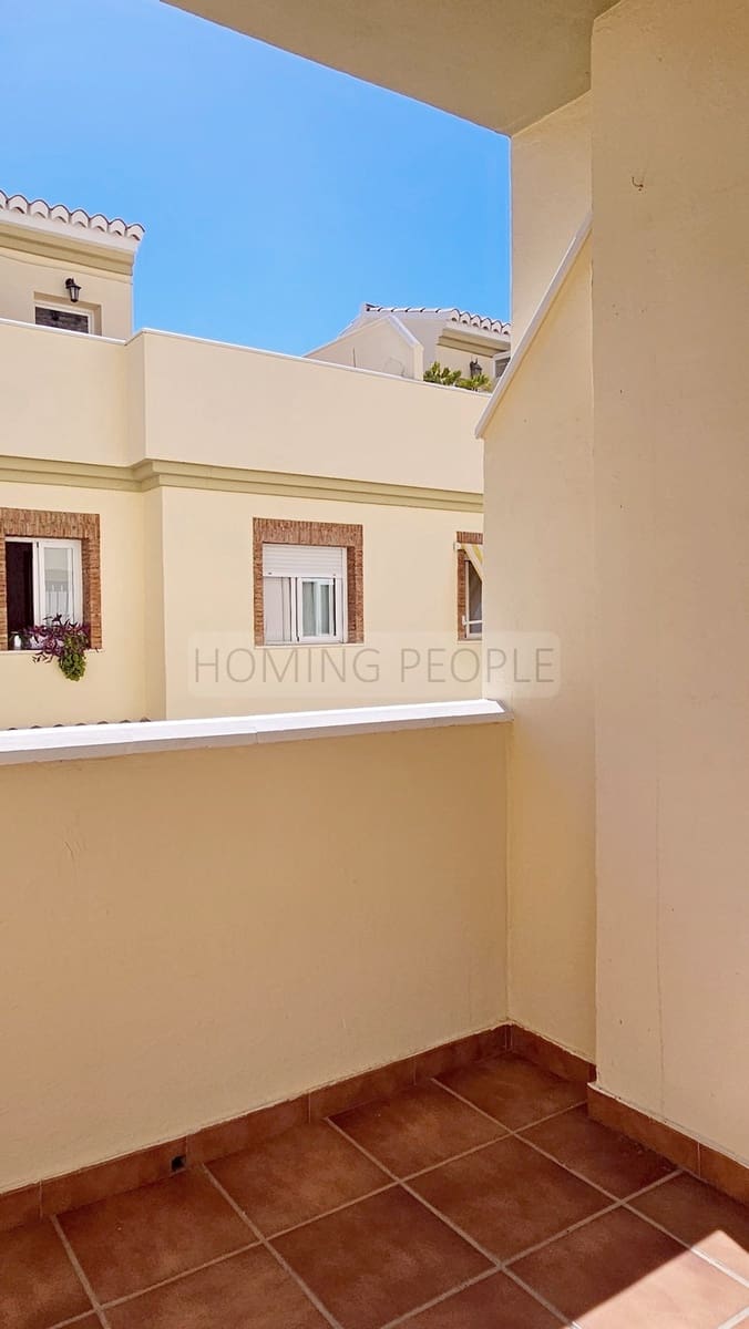 3 bedroom Terraced Villa for rent in Almunecar with garage - € 1,200 (Ref: 9928864)