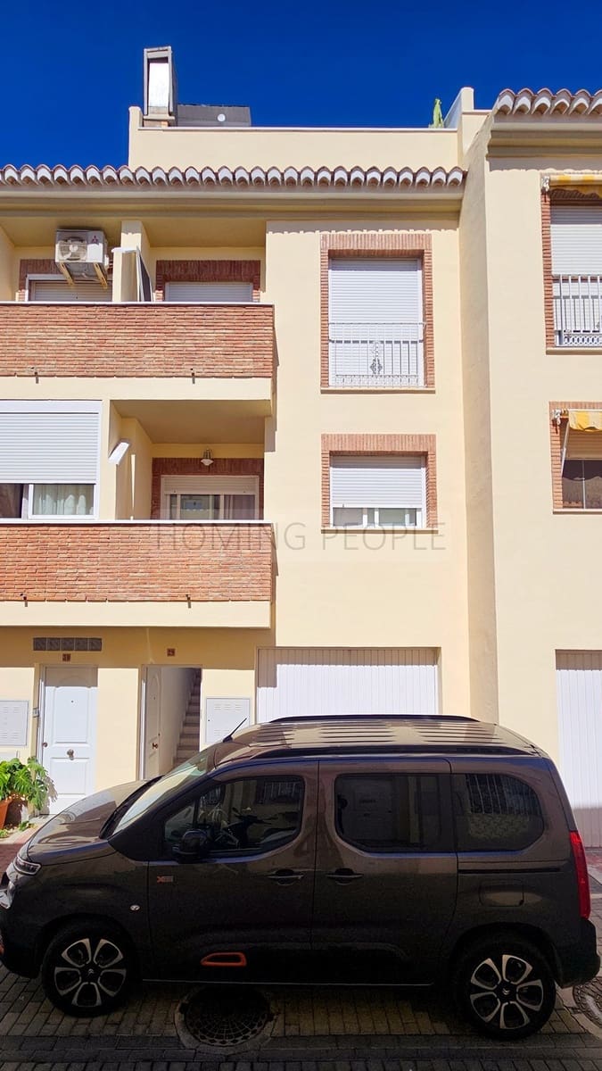 3 bedroom Terraced Villa for rent in Almunecar with garage - € 1,200 (Ref: 9928864)