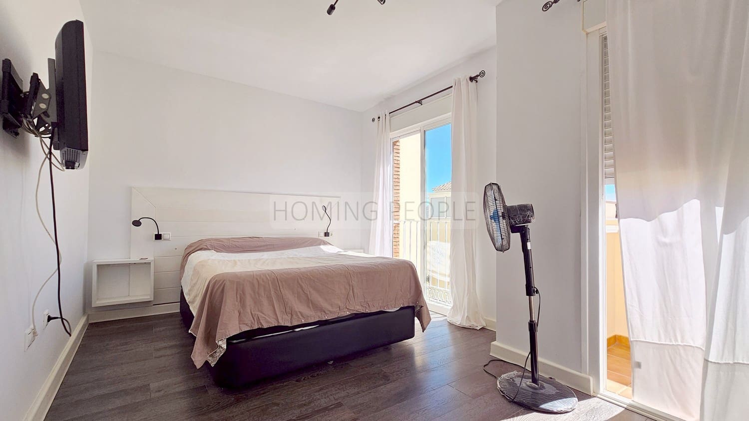 3 bedroom Terraced Villa for rent in Almunecar with garage - € 1,200 (Ref: 9928864)