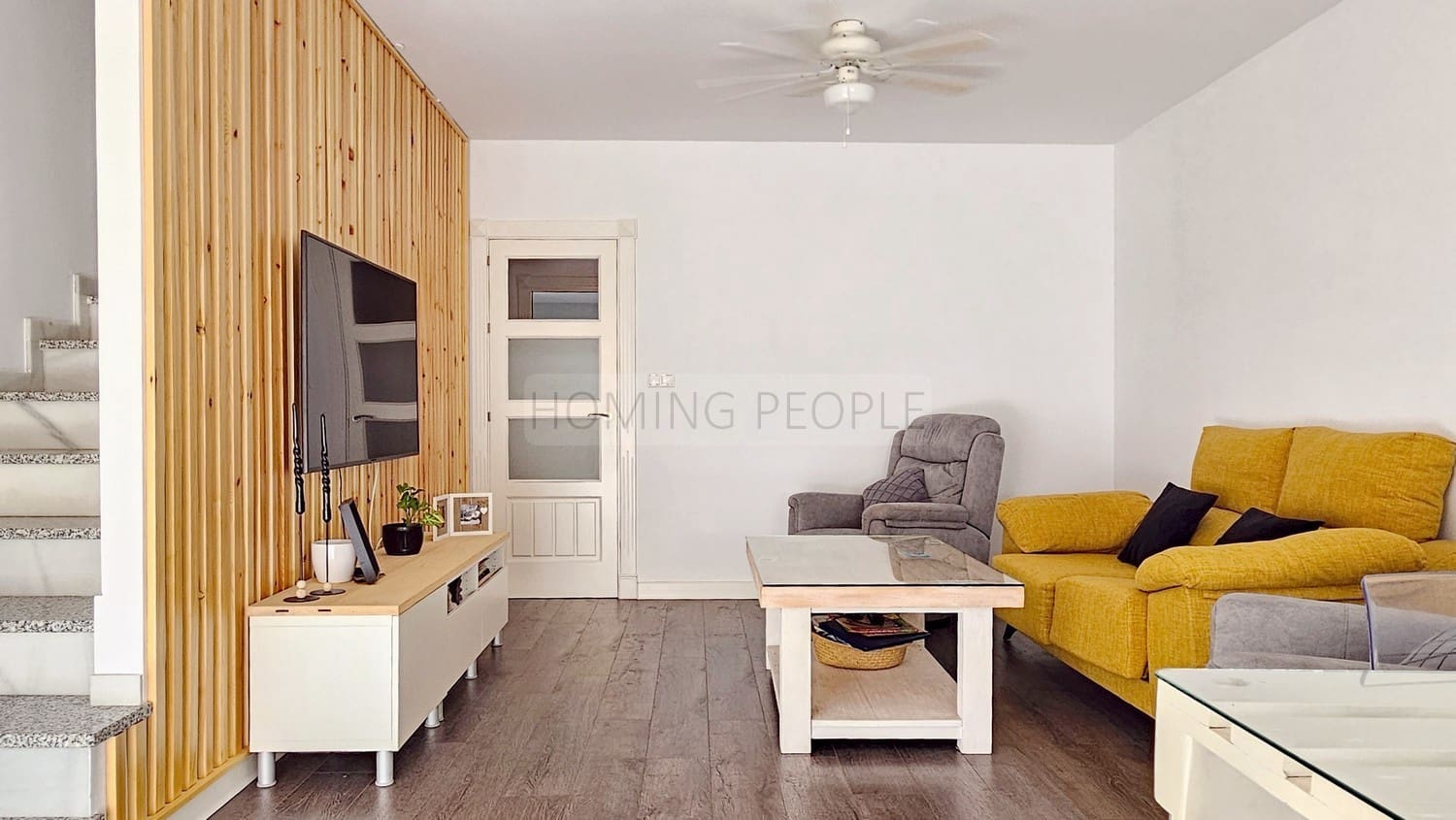 3 bedroom Terraced Villa for rent in Almunecar with garage - € 1,200 (Ref: 9928864)