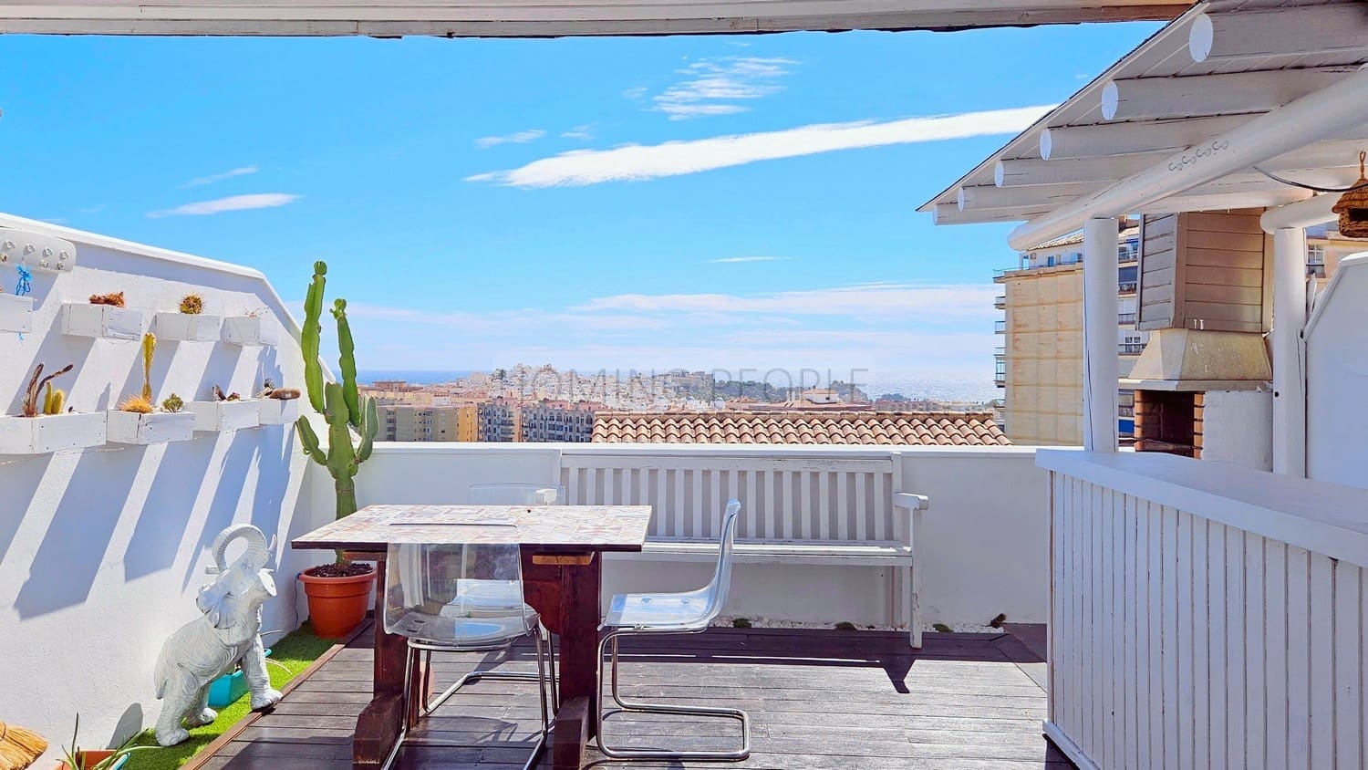 3 bedroom Terraced Villa for rent in Almunecar with garage - € 1,200 (Ref: 9928864)