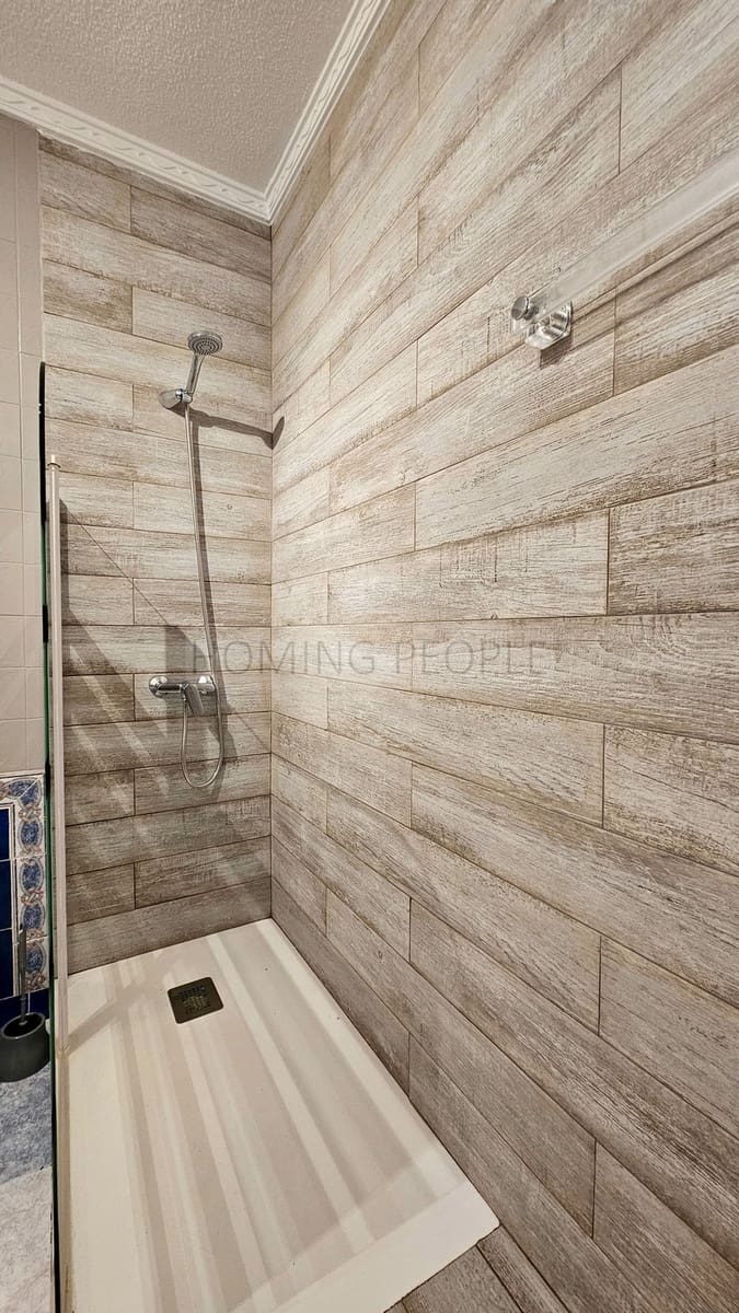 3 quarto Moradia para arrendar em Cotobro com piscina garagem - 1 900 € (Ref: 9928865)