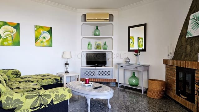 3 quarto Moradia para arrendar em Cotobro, Almuñécar com piscina garagem - 1 900 € (Ref: 9928865)