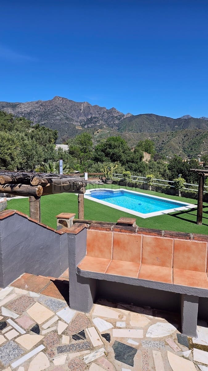 2 bedroom Finca/Country House for rent in Almunecar with pool garage - € 1,400 (Ref: 9937553)