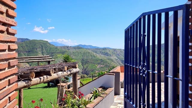 2 bedroom Finca/Country House for rent in Almuñécar with pool garage - € 1,400 (Ref: 9937553)