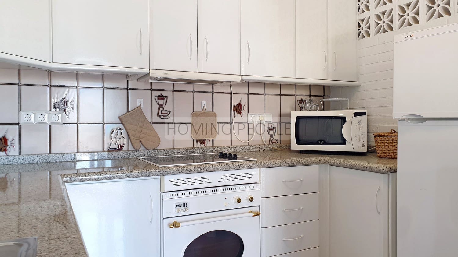 3 slaapkamer Villa te huur in Almunecar met zwembad garage - € 4.900 (Ref: 9964943)