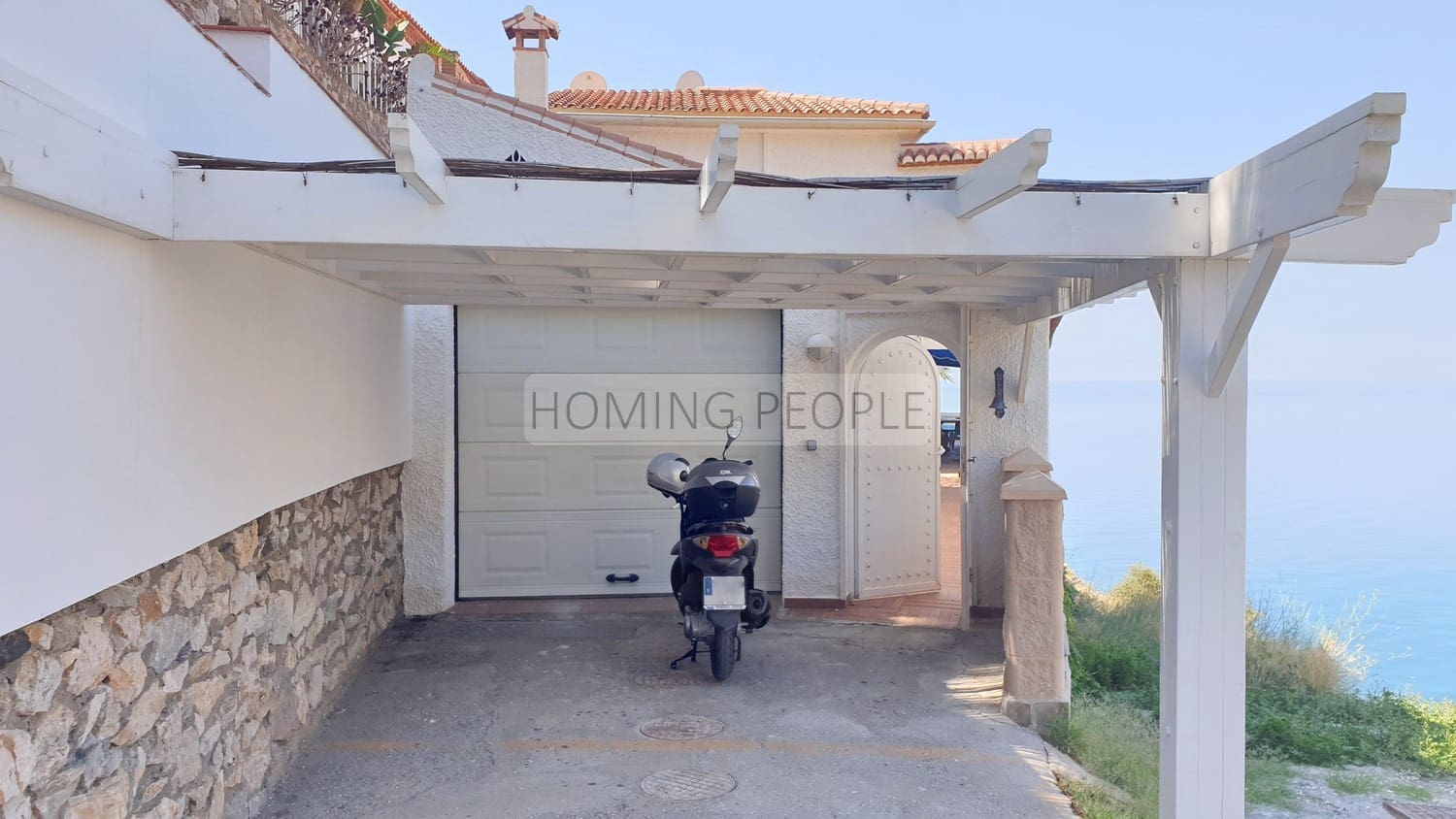 3 slaapkamer Villa te huur in Almunecar met zwembad garage - € 4.900 (Ref: 9964943)