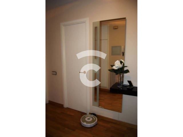 Appartement de 3 chambres à louer à Vic - 450 € (Ref: 10031351)