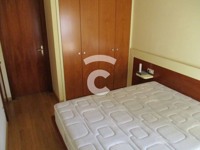Appartement de 3 chambres à louer à Vic - 650 € (Ref: 10031352)