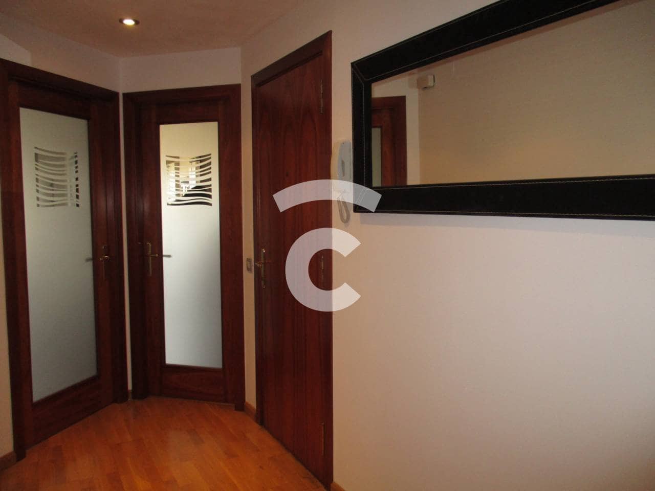 3 sovrum Lägenhet att hyra i Vic med garage - 650 € (Ref: 10031352)